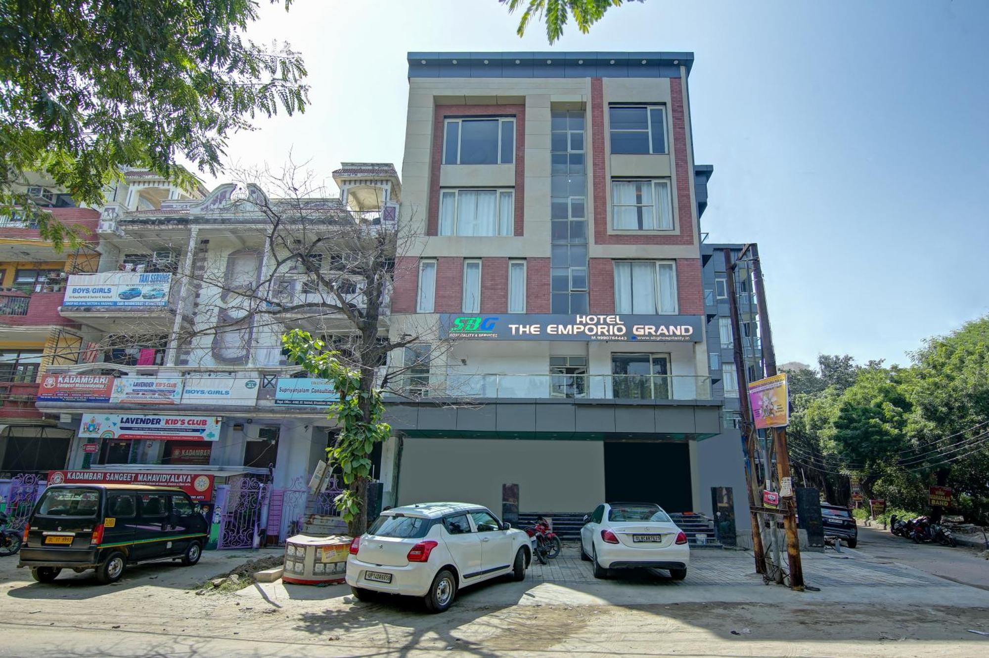 Hotel The Emporio Grand Near Vaishali Metro Station Ghaziabad Buitenkant foto